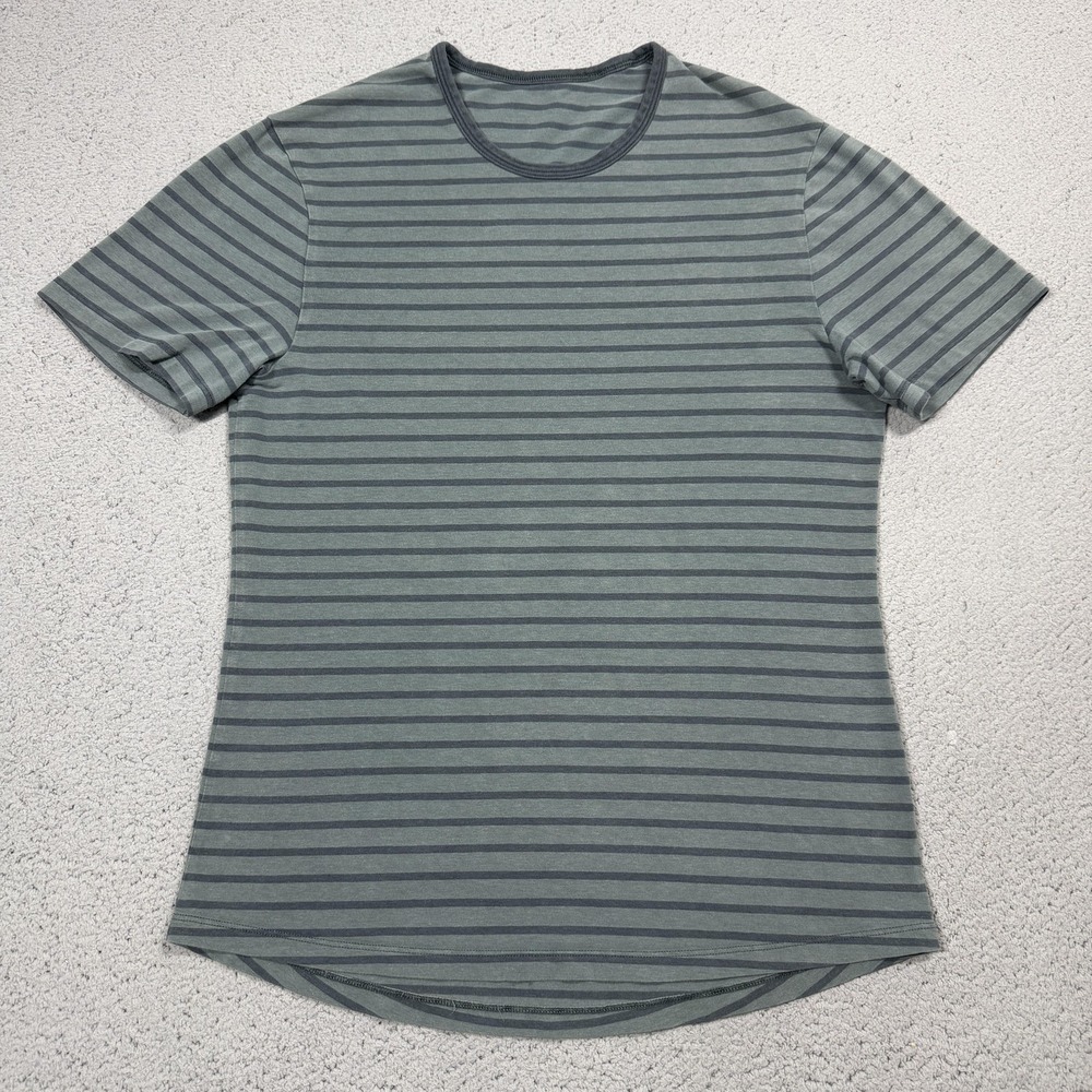Lululemon Shirt Mens Small Green Curved Hem Jersey Knit Casual Basic Tee Top